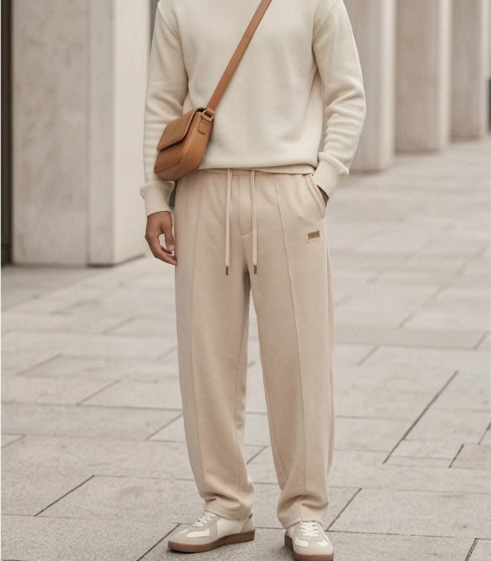 Men's baggy trousers